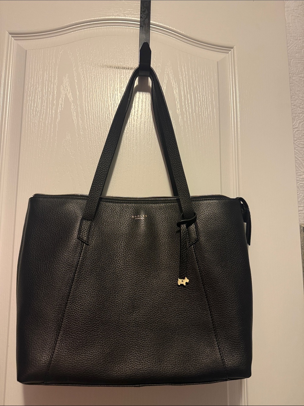 Radley London Black Pebbled
Leather Wood Street Zip Tote Bag